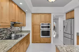 1060 Borghese Ln, Naples, FL 34114 - Photo 8