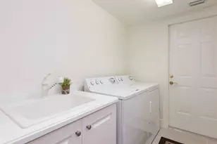 9223 Corfu Ct, Naples, FL 34114 - Photo 20