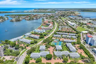 721 W Elkcam Cir, Marco Island, FL 34145 - Photo 24