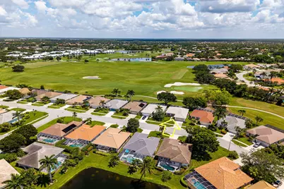 7120 Falcons Glen Boulevard, Naples, FL 34113 - Photo 32