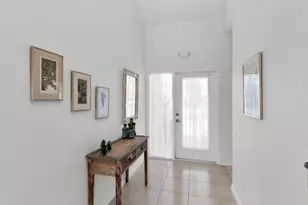 7120 Falcons Glen Blvd, Naples, FL 34113 - Photo 4