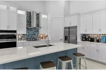 108 Gulfstream Street, Marco Island, FL 34145 - Photo 10