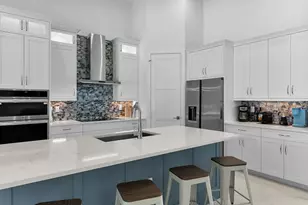 108 Gulfstream St, Marco Island, FL 34145 - Photo 10