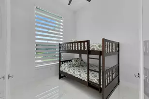 108 Gulfstream St, Marco Island, FL 34145 - Photo 32