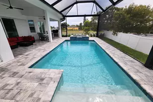 108 Gulfstream St, Marco Island, FL 34145 - Photo 44