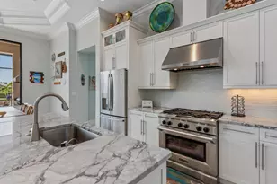 1107 Breakwater Ct, Marco Island, FL 34145 - Photo 4