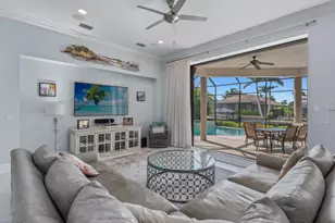 1107 Breakwater Ct, Marco Island, FL 34145 - Photo 28