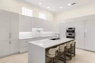 5962 Hammock Isles Cir, Naples, FL 34119 - Photo 12