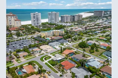 291 W Flamingo Circle, Marco Island, FL 34145 - Photo 26