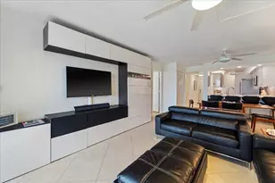 601 Seaview Ct, Marco Island, FL 34145 - Photo 14