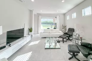 2244 Yellowfin Cir, Naples, FL 34114 - Photo 6