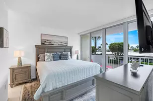 140 Seaview Ct, Marco Island, FL 34145 - Photo 10