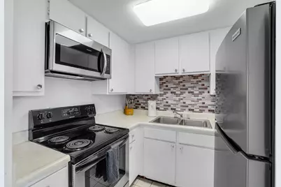 140 Seaview Court #204S, Marco Island, FL 34145 - Photo 6