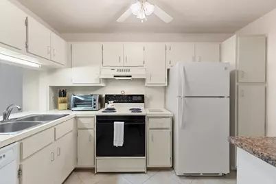 1041 Swallow Avenue #303, Marco Island, FL 34145 - Photo 6