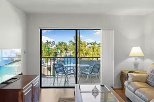 1041 Swallow Ave, Marco Island, FL 34145 - Photo 2