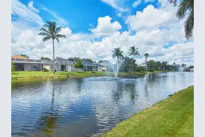 8260 Ibis Cove Circle #B-226, Naples, FL 34119 - Photo 2