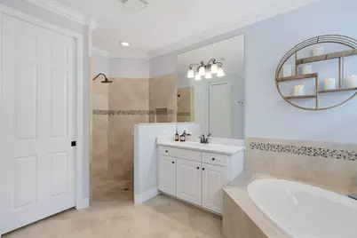 2862 Aviamar Circle, Naples, FL 34114 - Photo 22