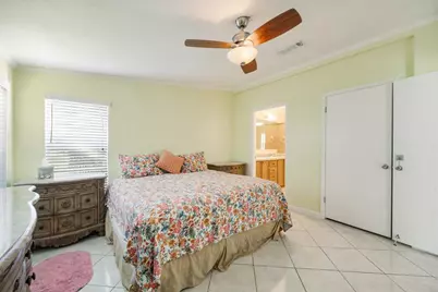 32 Sonderhen Drive, Naples, FL 34114 - Photo 12