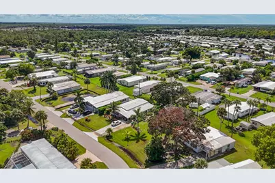 32 Sonderhen Drive, Naples, FL 34114 - Photo 40