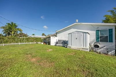 32 Sonderhen Drive, Naples, FL 34114 - Photo 24