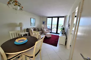 180 Seaview Ct, Marco Island, FL 34145 - Photo 4