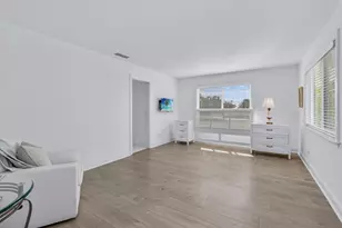 1302 Chesapeake Ave, Naples, FL 34102 - Photo 16