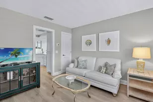 1302 Chesapeake Ave, Naples, FL 34102 - Photo 14