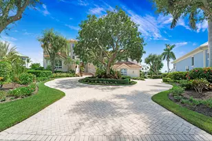 1291 Laurel Ct, Marco Island, FL 34145 - Photo 4