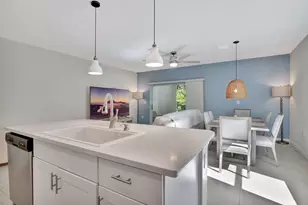 15489 Wildflower Cir, Naples, FL 34119 - Photo 6