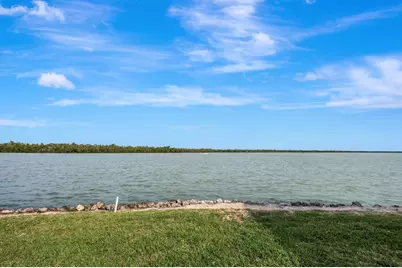 611 Palm Avenue #F33, Goodland, FL 34140 - Photo 18