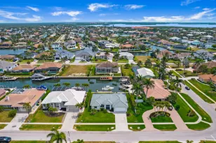 129 Leeward Ct, Marco Island, FL 34145 - Photo 44