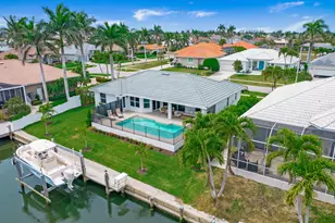 129 Leeward Ct, Marco Island, FL 34145 - Photo 50