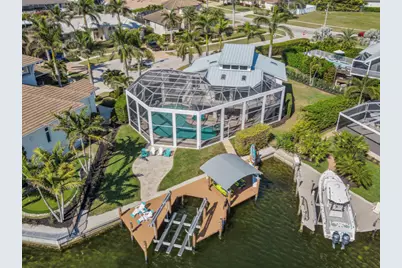 415 Swiss Court, Marco Island, FL 34145 - Photo 6