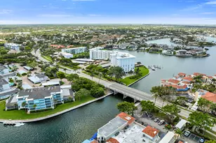 300 Park Shore Dr, Naples, FL 34103 - Photo 34