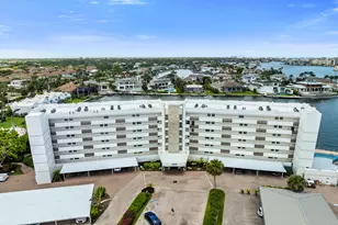 300 Park Shore Dr, Naples, FL 34103 - Photo 30