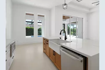 131 Bald Eagle Drive, Marco Island, FL 34145 - Photo 18