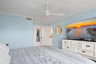 1128 Bald Eagle Dr, Marco Island, FL 34145 - Photo 14