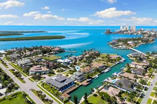 1588 Heights Ct, Marco Island, FL 34145 - Photo 2