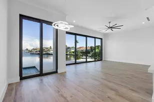 109 Gulfstream St, Marco Island, FL 34145 - Photo 12