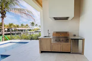 826 Magnolia Ct, Marco Island, FL 34145 - Photo 24