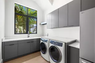 826 Magnolia Ct, Marco Island, FL 34145 - Photo 20