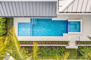 826 Magnolia Ct, Marco Island, FL 34145 - Photo 2