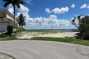 983 Sundrop Ct, Marco Island, FL 34145 - Photo 12