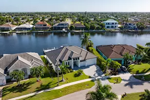 1173 Strawberry Ct, Marco Island, FL 34145 - Photo 2