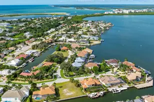 719 Austin Ct, Marco Island, FL 34145 - Photo 12