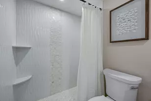260 Seaview Ct, Marco Island, FL 34145 - Photo 18