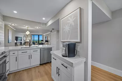 260 Seaview Court #601, Marco Island, FL 34145 - Photo 6