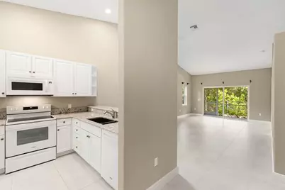 3555 Avion Woods Court #501, Naples, FL 34104 - Photo 20