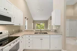 3555 Avion Woods Ct, Naples, FL 34104 - Photo 18