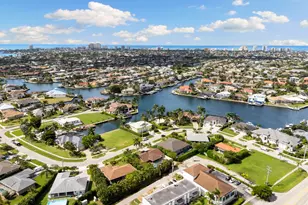 121 S Bahama Ave, Marco Island, FL 34145 - Photo 32